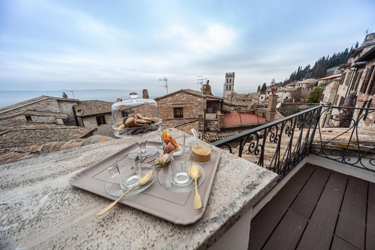 Domus Fonte Dei Leoni Bed & Breakfast อัสซิซี ภายนอก รูปภาพ
